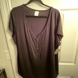 Black T-shirt